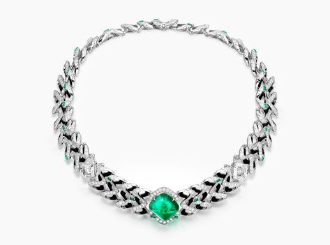 Emerald Set - Sixième Sens Collection | Cartier Cartier High Jewelry, Emerald Set, Cartier Earrings, Shoulder Jewelry, Cartier Necklace, High Jewellery, Cartier Jewelry, A Necklace, Antique Jewellery