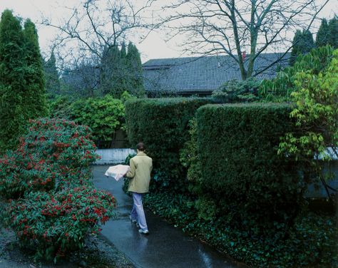 Jeff Wall, A woman with a covered tray, 2003 | Marian Goodman Jeff Wall Photography, Jeff Wall, Marina Abramovic, Baroque Painting, London Map, Walls Room, Tate Modern, Museum Exhibition, English Garden