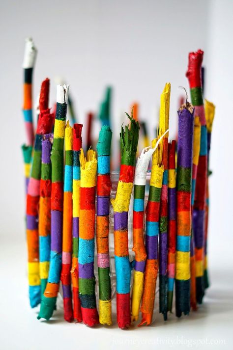 Painted Sticks Diy, Twig Candle Holder, Diy Wooden Candle, Colorful Candle Holders, Colorful Candle, Twig Crafts, Painted Branches, Twig Art, Painted Driftwood