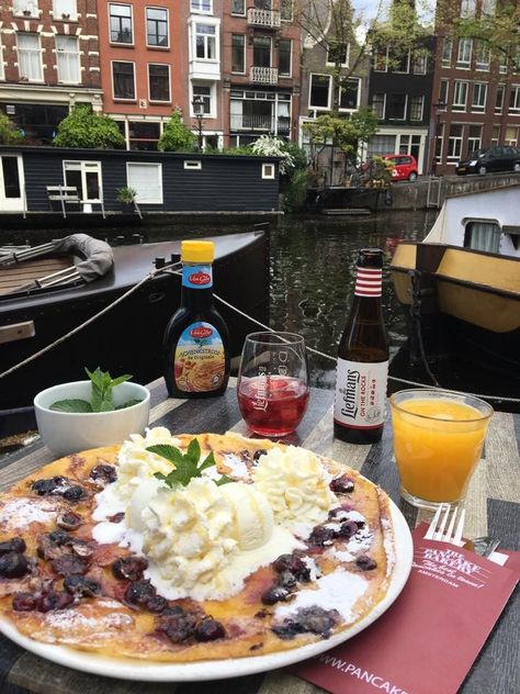 Amsterdam Honeymoon Aesthetic, Amsterdam Pancakes, Restaurants In Amsterdam, Food In Amsterdam, Best Places To Eat In Amsterdam, Where To Eat In Amsterdam, Amsterdam Restaurants, Breakfast In Amsterdam, Things To Do In Amsterdam