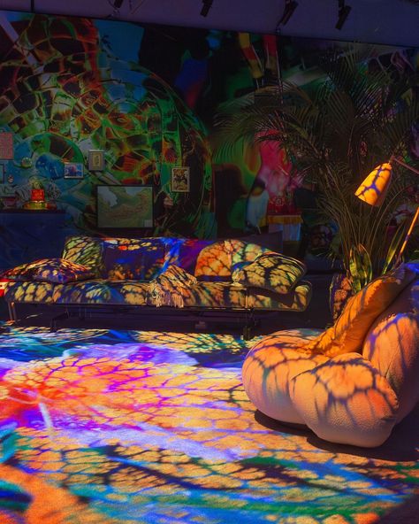 Step into @pipilotti_rist_studio’s interactive ‘electric islands’ where video projections turn both you and the space into living canvases 🧚‍♀️ Don’t miss this multisensory journey on view at @dohafirestation’s gallery spaces through 1 June. Plan your visit for ‘Pipilotti Rist: Electric Idyll’ at the link in bio. Installation view, ‘Pipilotti Rist: Electric Idyll’, Qatar Museums, Fire Station, Doha, Qatar, 2024. Photo: Talha Belal © Pipilotti Rist / 2024, ProLitteris, Zurich #PipilottiRis... Fire Installation Art, Rainbow Room Rockefeller Center, Opti Myst Fireplace Electric Fires, Kaleidoscope Installation, Pipilotti Rist, Projection Mapping Sculpture, Family Painting, Video Projection, Music Venue