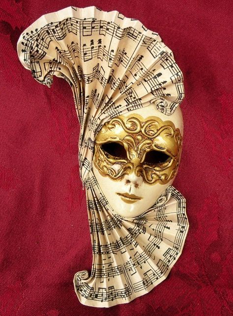 Beautiful sheet music mask Notes Paper, Venice Mask, Venetian Carnival Masks, Carnival Of Venice, Venetian Masquerade, Sculptures Céramiques, Venetian Masks, Paper Ideas, Venetian Mask