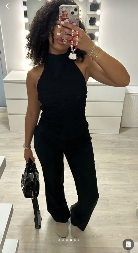 Zara Outfit Black Women, Mode Zara, Zara Outfit, Looks Black, Chill Outfits, Causual Outfits, Modest Fashion Outfits, Pretty Girl Outfits, Autumn Outfit