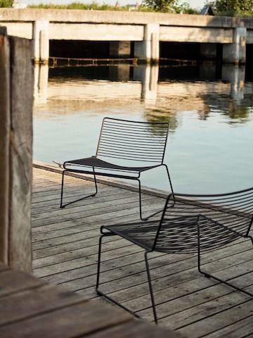 Hay Hee Lounge Chair, Elemental Design, Metal Lounge Chairs, Hay Design, Scandinavian Minimalism, Lounge Design, Ferm Living, Cool Chairs, Outdoor Lounge