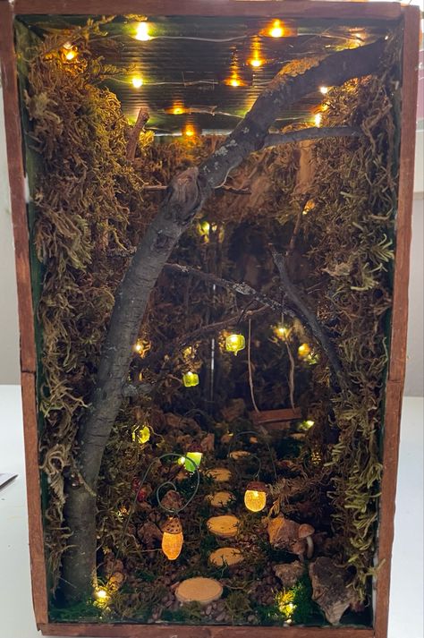 Fairy Garden Book Nook, Enchanted Forest Book Nook, Enchanted Forest Diorama, Booknook Forest, Forest Book Nook, Book Diorama, Enchanted Fairy Forest, Shoe Box Diorama, Fairy Garden Books