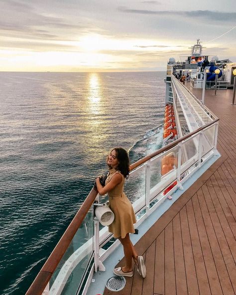 Nothing beats this feeling 🙌  Follow @beyondcruise for more 🌴🛳️  Photo by @stasia.sidorenko with @msccruisesofficial ❤️ Cruise Photography Ideas, Disney Cruise Pictures, Hollister Outfit, Summer Cruise Outfits, Cruise Outfits Caribbean, Cruise Photography, Cruise Photo, Cruise Ship Pictures, Best Cruise Ships