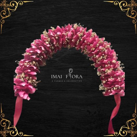 🌸💫 Introducing our luxurious Veni for hair, perfect for adding elegance to your bridal look! Crafted with the finest flowers, these beautifully designed Veni’s are ideal for grand weddings and receptions, making your special day even more unforgettable. Elevate your style @imai_flora ! #ImaiFlora #VeniForHair #LuxuryWeddings #BridalElegance #FloralHairAccessories #WeddingStyle #ReceptionLook #SpecialMoments #MemorableEvents Veni Flower For Hair, Hair Veni Designs, Reception Look, Bridal Elegance, Bridal Look, Bridal Flowers, Floral Hair, Your Special, Bridal Looks