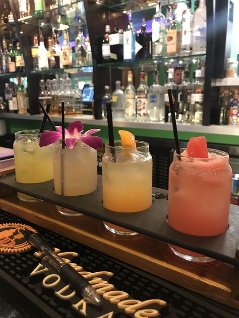 Mimosa Flight, Pretty Alcoholic Drinks, Brunch Restaurants, Yummy Alcoholic Drinks, Liquor Drinks, Portsmouth Nh, Alcohol Aesthetic, Fancy Drinks, Pretty Drinks