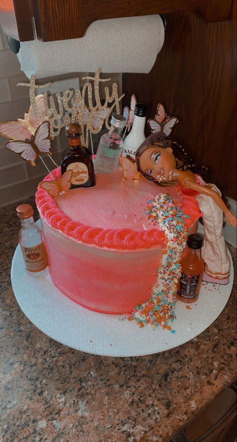 21st Birthday Cake Homemade, Bratz Doll 21st Birthday Cake, 21rst Birthday Cake, 21 St Bday Cake, Barbie Doll 21st Birthday Cake, Bratz 21st Birthday Cake, Pink 21 Birthday Cake, Bratz Birthday Party Ideas 21, 21st Birthday Astethic