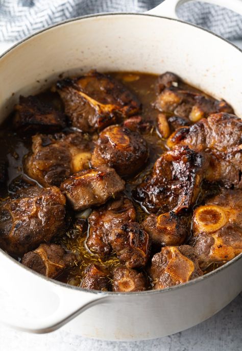 Ox Tails Soul Food, Easy Oxtail Recipes Stovetop, Oxtails Crockpot, Oxtail Recipes Jamaican Stove Top, Oxtail Crockpot, Southern Oxtails Soul Food, Oxtail Recipes Easy, Jamaican Oxtail Stew, Recipes Jamaican