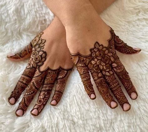 Fingers Mehndi Designs Unique, Mehndi Designs Unique, Finger Mehendi Designs, Henna Mehndi Designs, Easy Mehndi Designs, Finger Mehndi, Short Mehndi Design, Front Mehndi Design, Easy Mehndi