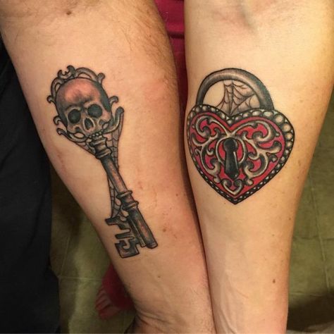 Heart Lock Tattoo, Lock And Key Tattoo, Lock Key Tattoos, Skull Couple Tattoo, Key Tattoo Designs, Lock Tattoo, Love Heart Tattoo, Purple Tattoos, Tattoo Couple