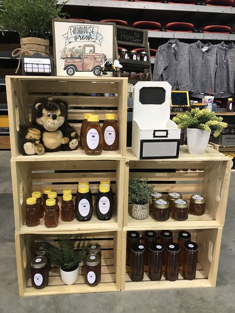 Displaying your honey at shows 10x10 booth design @amodestfarmerswife on Instagram Honey Selling Stand, Honey For Sale Display, Honey Vendor Booth, Honey Stand Display, Honey Stand Farmers Market, Honey Display Stand, Diy Vendor Table, Honey Booth Display Ideas, Honey Display Ideas