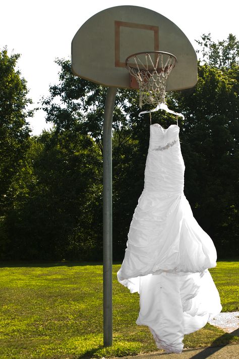 my two worlds coming together :)  love & basketball ! Basketball Court Wedding, Cover Basketball Hoop For Wedding, Basketball Theme Wedding, Basketball Wedding Theme, Basketball Wedding Photos, Basketball Wedding, Love And Basketball, Second World, Mermaid Wedding Dress