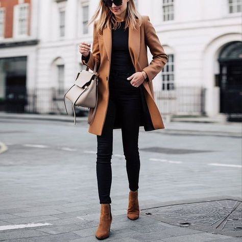 Women's Guide What to Wear to a Funeral Practical Tips 2020 Women’s Work Blouses, Outfit Botines Cafes, Camel Dress Outfit, Colorful Workwear, Outfit Cafe, Camel Outfit, Boots Outfit Ankle, Lawyer Fashion, Fashion Jackson