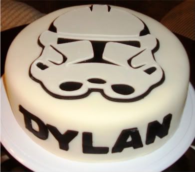 I had to pin my Star Wars Cake that I made for my son's 4th birthday Stormtrooper Cake, Storm Trooper Cake, Star Wars Birthday Cake, Indian Cake, Cricut Cake, Star Wars Bb8, Star Wars Cake, Star Wars Birthday Party, Craft Foam