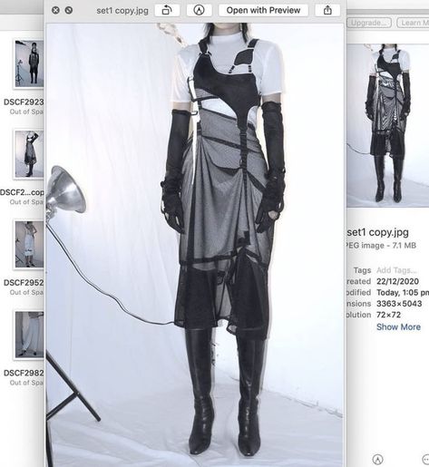 Subversive Fashion, Anti Fashion, Archive Fashion, Futuristic Fashion, Ex Machina, Crop Top Shirts, Fast Fashion, Look Cool, Koi