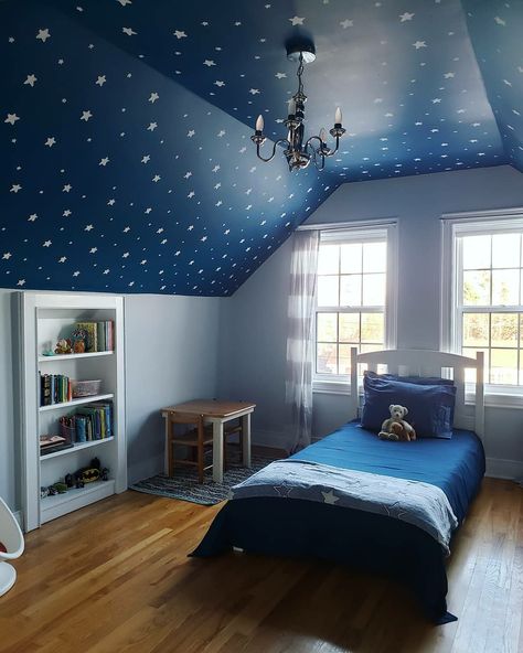 Cathedral ceiling bedroom