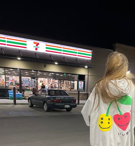 7eleven Photoshoot, 7 Eleven Photoshoot, 7 Eleven Aesthetic, Meekz Manny, 2024 Photoshoot, Seven Eleven, Sweatshirt Aesthetic, 7 Eleven, Mens Outfit Inspiration