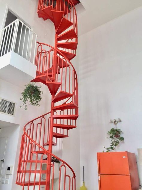 Encino House, Spiral Staircase Kits, Spiral Stairs Design, Staircase Decor Ideas, Glamorous Living Room, Basement Studio, Loft Stairs, Stair Railing Design, Staircase Makeover