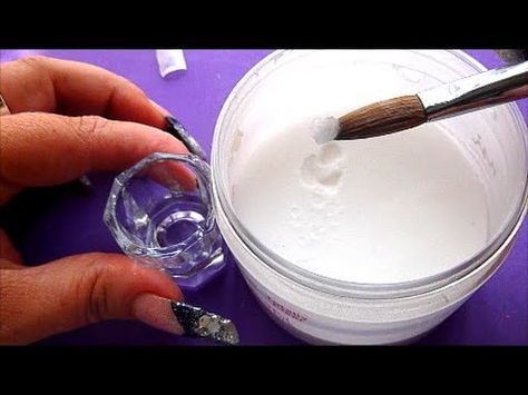 How do you know which brands and products are the best acrylic powder and acrylic liquid? Read on for a complete guide. Acrylic Nail Liquid, Acrylic Nails At Home, Acrylic Nail Powder, Acrylic Liquid, Diy Acrylic Nails, Acrylic Nail Kit, Liquid Nails, Simple Acrylic Nails, Nail Powder