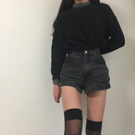 outfit idea (pinterest @softcoffee) K Fashion, Mia 3, Sport Motivation, Edgy Outfits, Korean Outfits, Outfit Idea, Grunge Outfits, Aesthetic Outfits, Cute Casual Outfits