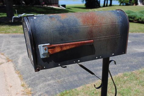 A Quick & Thrifty Mailbox Makeover ~ as for me and my house Mailbox Makeover, Painted Mailboxes, Diy Mailbox, Mailbox Decor, Acrylic Paint Pens, Diy Makeover, About Family, Paint Pens, Home Repair