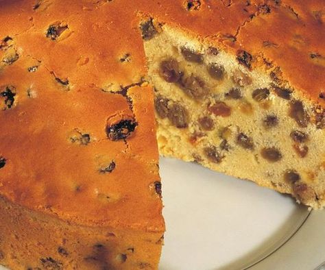 Sultana Cake, Boiled Fruit Cake, Cake Recipes Uk, Aussie Food, Fruit Cake Christmas, Australian Food, Delicious Gluten Free Recipes, Mary Berry, Coconut Recipes