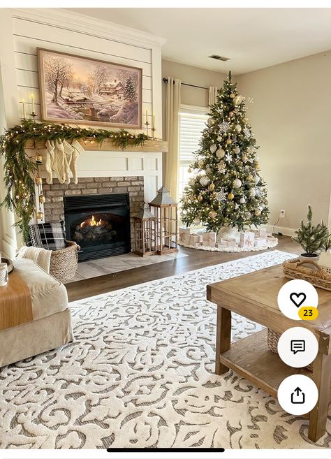 Insert Fireplace Ideas, Fireplace For Christmas, Excited For Christmas, Cozy Christmas Decor, Christmas Living Room, Christmas Fireplace Decor, Dining Setting, Christmas Themes Decorations, Christmas Decorations Living Room