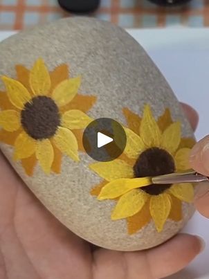 28K views · 279 reactions | She transformed a stone to a beautiful art piece 💕 | By Acrylic Painting Techniques | Facebook Sunflower Stone Painting, Stone Painting Sunflower, Fairy Garden Stones Painted Rocks, Moms Recipes, Rock Butterfly Painted Stones, Foam Clay, Rocks Painted, Rock Painting Patterns, Acrylic Painting Techniques