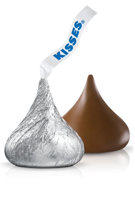 Kiss Tips, Hersey Kisses, Hershey Candy, Team 2, Favorite Dessert Recipes, Kisses Chocolate, Hershey Kisses, Easter Candy, 100 Calories