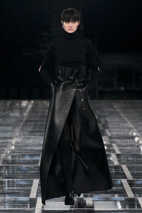 Guy Laroche, Runway Trends, Vogue Russia, Sonia Rykiel, Fall 2022, Vogue Fashion, Fashion Show Collection, Gothic Fashion, Paris Fashion