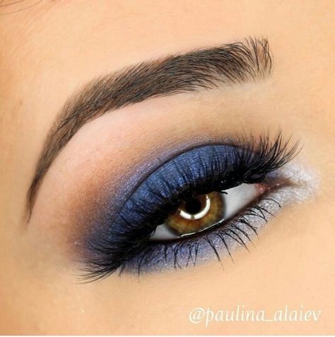 . Navy Eyeshadow, Sunday Blues, Blue Eyeshadow Looks, Eyeshadow For Blue Eyes, Beauty Make-up, Makijaż Smokey Eye, Blue Eyeshadow, Beauty Eyes, Blue Makeup