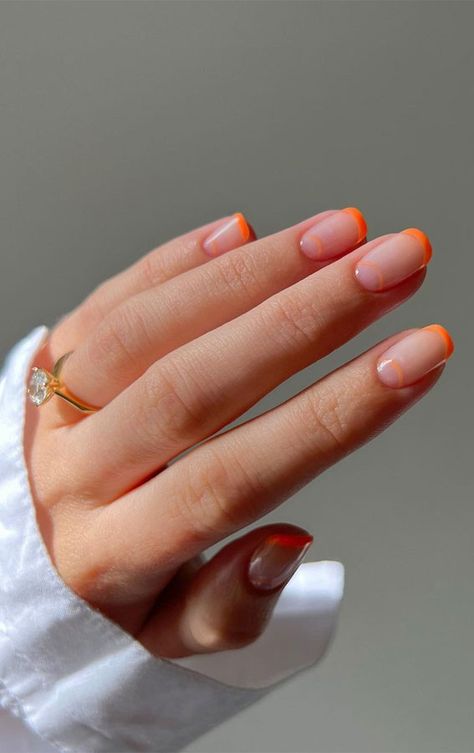 Short Nails Summer, Neon Orange Nails, Orange Nail Art, Short Nail Manicure, Orange Nail Designs, Cute Short Nails, French Tip Nail Designs, Colorful Nail, Simple Gel Nails