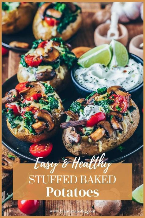 Veggie Stuffed Baked Potatoes, Veggie Stuffed Potatoes, Vegan Jacket Potato Filling, Oven Baked Potatoes Recipes, Baked Veggies Recipes, Potatoes With Spinach, Oven Baked Potato, Vegan Baked Potato, Herb Dip