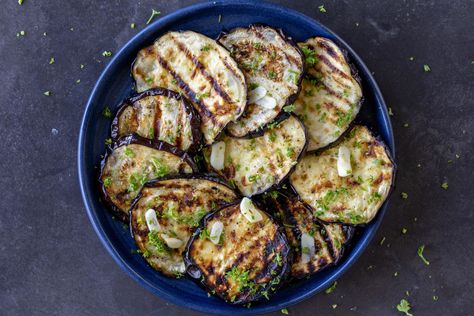 Grilled Eggplant Grilled Eggplant Recipes, Roasted Eggplant Recipes, Oven Roasted Eggplant, Eggplant Sandwich, Sauteed Eggplant, Vegetarian Barbecue, Eggplant Recipe, Wholesome Yum, Roast Eggplant