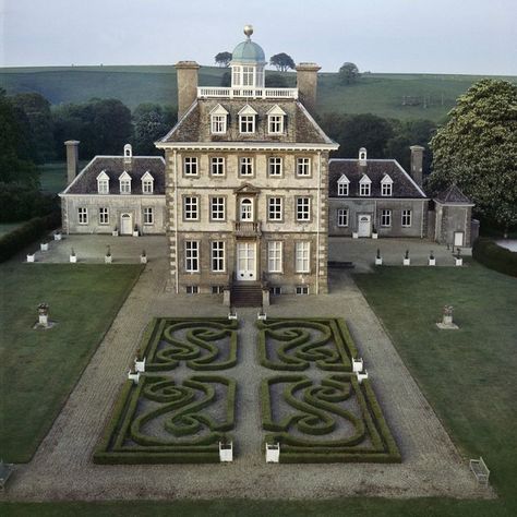 Ashdown House, Oxford, England | Juan Valdivieso Vicuña | Flickr Berkshire England, Large Building, Oxfordshire England, English Manor Houses, English Castles, Castle Mansion, Oxford England, Stately Homes, English Manor