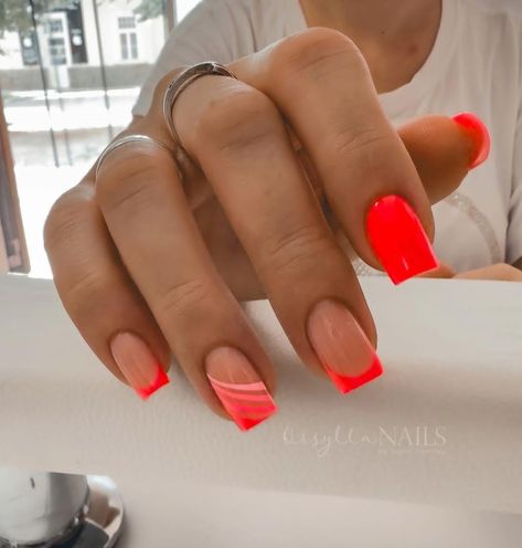 Bright Nails Short, Vacation Nails Orange, Bright Summer Acrylic Nails, Neon Orange Nails, Nail Extensions Acrylic, Checkered Nails, Neon Nail Designs, Spring Acrylic Nails, Nude Nail Designs