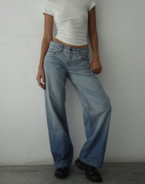 Coquette Jeans, Aesthetic Coquette, Top Light, Fashion Aesthetic, Washed Jeans, White Top, Light Blue, Blue