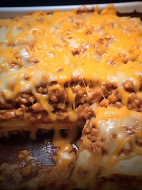 This is so good, we've been cooking this dish for a few weeks now on-repeat Creamy Burrito Casserole, Burrito Casserole, Mexican Casserole Recipe, Beef Casserole Recipes, Ground Beef Recipes For Dinner, Mexican Food Recipes Easy, Beef Recipes Easy, Easy Casserole Recipes, Beef Recipes For Dinner