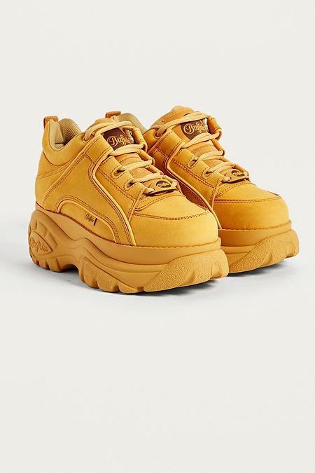 Buffalo Beige Chunky Platform Trainers Buffalo Shoes, Yellow Trainers, Platform Trainers, Dr Shoes, Kawaii Shoes, Chunky Shoes, Trainers Fashion, Fancy Shoes, Hype Shoes