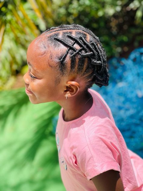 Say goodbye to pain no heat no blow drying Girls Back To School Hairstyles, Party Hairstyles For Girls, Shaved Hairstyles, Short Shaved Hairstyles, Braiding Styles, Natural Hairstyle, African Hair Braiding Styles, Braided Cornrow Hairstyles