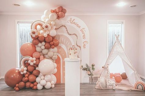 Melbourne Event Stylist | Balloons |Prop Hire on Instagram: "Such a cute theme for baby Alaina! ✨ Recently, we did this Boho rainbow-themed decor with actual mini rainbow balloons!! We cannot deal with how adorable this setup is 🌈 🤎 Thank you @ellienisch for trusting us with your baby’s 1st birthday decor 💕 . Props|Styling|Balloons @signatureeventstyling Boho Arch by amazing Tara @priorityprintingsolutions #bohothemedparty #bohostyle #bohotheme #bohorainbow #bohorainbowparty #bohorainbowdec Boho Themed Party, Boho Rainbow Decor, 1st Birthday Decor, Rainbow Themed Birthday Party, Rainbow Backdrop, Rainbow Garland, Rainbow Arch, Rainbow Theme Party, Prop Hire