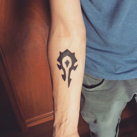 Horde Symbol Tattoo, For The Horde Tattoo, Horde Tattoo Design, Horde Tattoo World Of Warcraft, World Of Warcraft Tattoo, Horde Tattoo, Wow Tattoo, Warcraft Tattoo, Wow Horde