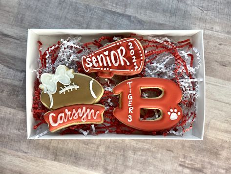 Senior Night Cookies, Senior Cookies, Cheer Cookies, Senior Cheerleader, Senior Board, Royal Icing Decorated Cookies, Senior Ideas, Football Cheer, Spirit Gifts