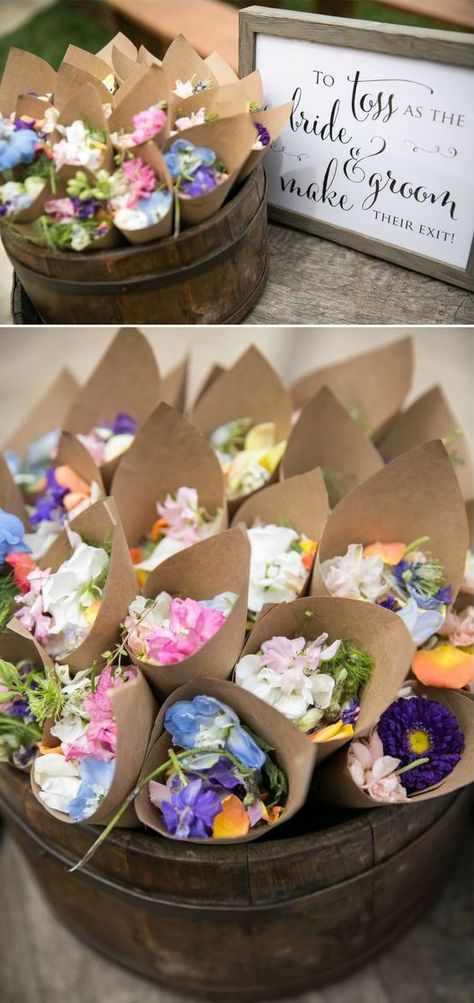 Send Off Ideas, Eco Friendly Confetti, Wedding Send Off, Petal Confetti, Wedding Exits, Eco Wedding, Boda Mexicana, November Wedding, Sustainable Wedding