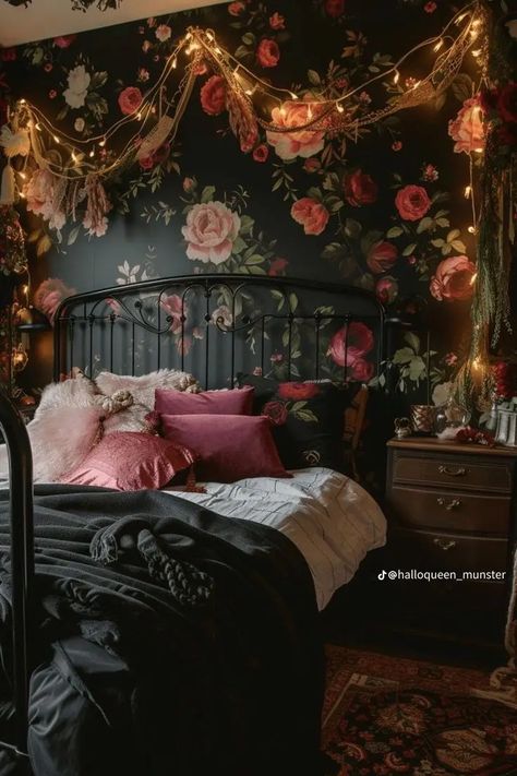 Romantic Goth Bedroom, Goth Bedroom Ideas, Dark Maximalist, Whimsy Goth Bedroom, Nola House, Airbnb Bedroom, Maximalist Bedroom, Goth Bedroom, Whimsical Bedroom