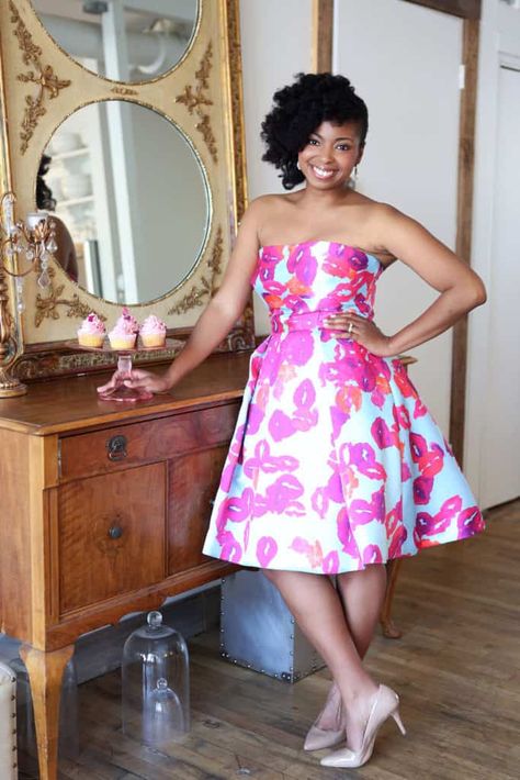 About Jocelyn Delk Adams - Grandbaby Cakes Grandbaby Cakes, Ig Poses, Classic Desserts, Modern Trend, Hair Today, Full Time, African Fashion, Strapless Dress, Custom Made