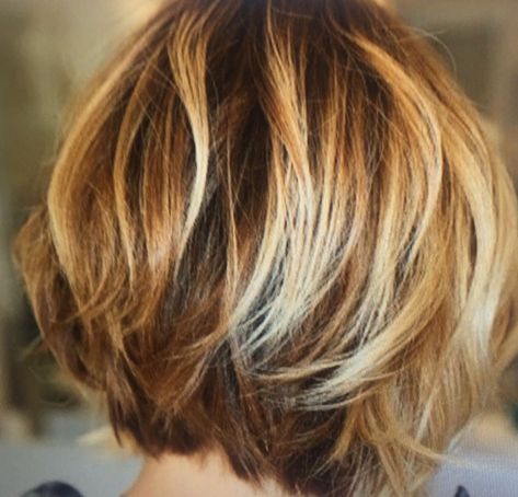 Style Hair Short, Layered Pixie Haircuts, Kort Bob, Choppy Bob Hairstyles, Shoulder Hair, Short Hair With Layers, Style Hair, Hair Short, Short Bob Hairstyles