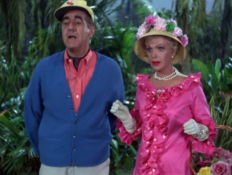 The Millionaire and his wife Giligans Island, Gilligans Island, Rich Lady, Gilligan’s Island, Island Party, Three Women, Old Tv Shows, About Money, Uncharted